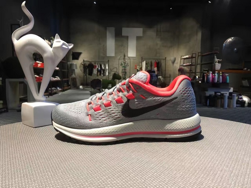 nike登月跑鞋穿搭,nikelegendreact3