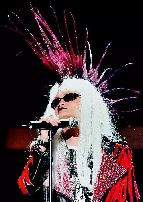 李彦宏演佐罗丁磊扮僵尸王健林吼一无所有，阿里年会马云演啥？