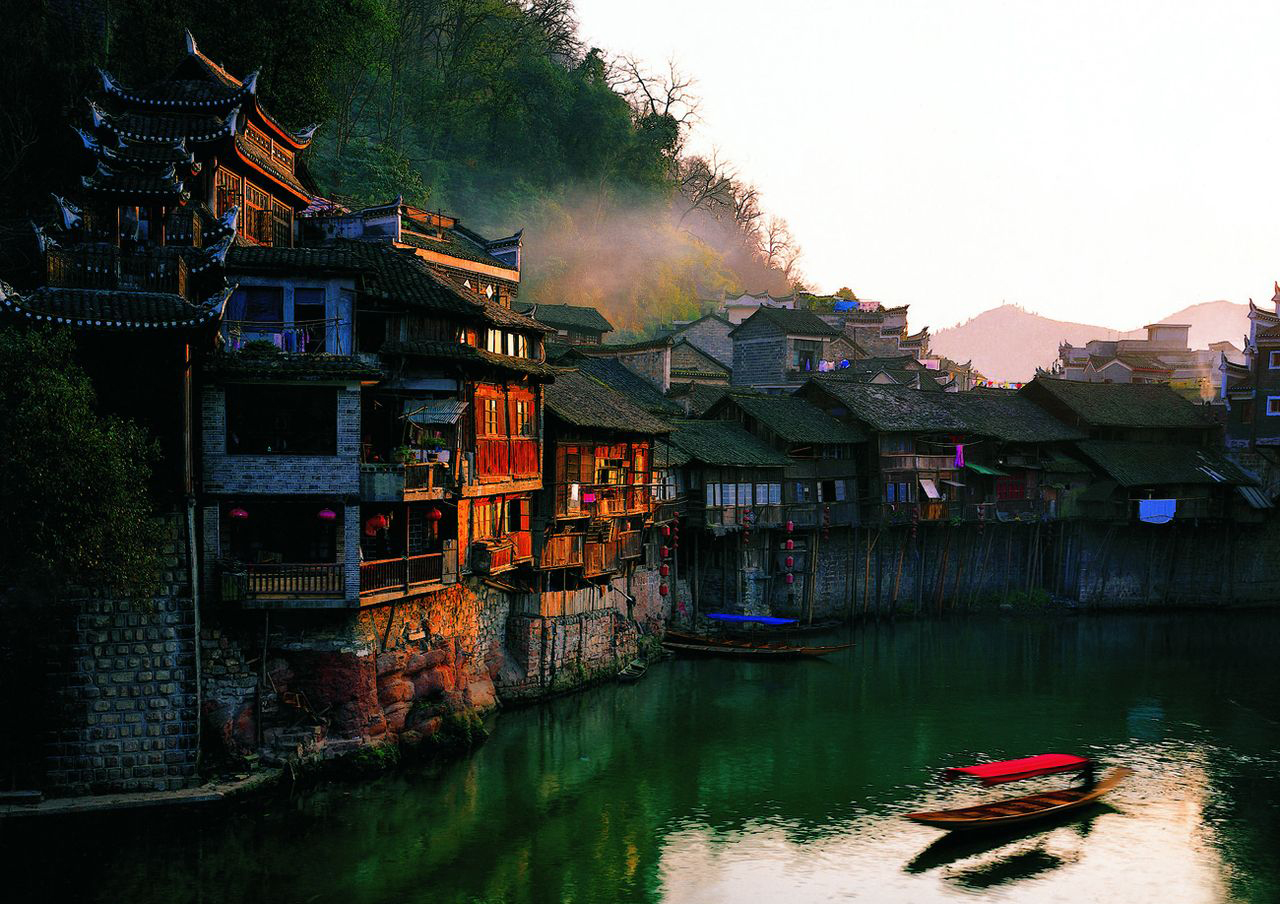 凤凰古城韶山张家界五日自驾游,张家界衡山凤凰古城五日游