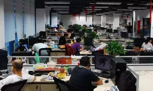 怎么描写30岁左右的女人,三十岁的女人怎么描写