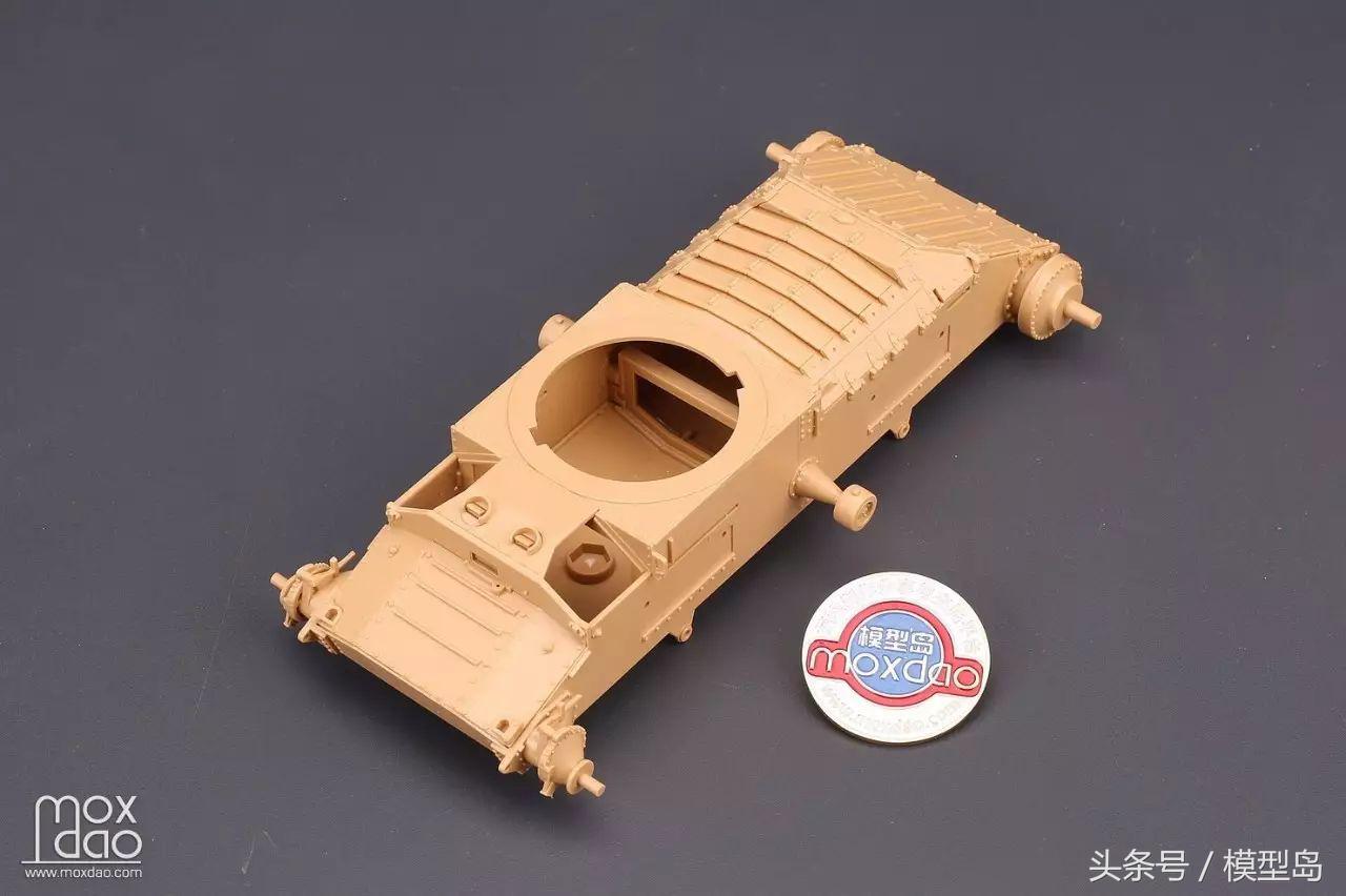 田宫新品35352圣瓦伦丁战车|板件评测