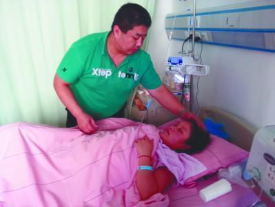 剖腹产后伤口24天化脓,剖腹产伤口有个小洞流脓多久好