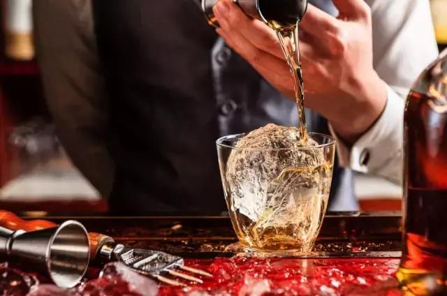 苏州没有夜晚,夜晚都在这些小酒馆里了