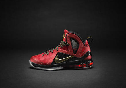 盘点近十年fmvp,近十年fmvp上脚球鞋