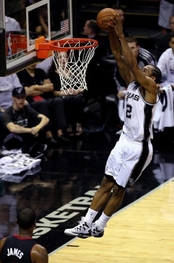 盘点近十年fmvp,近十年fmvp上脚球鞋