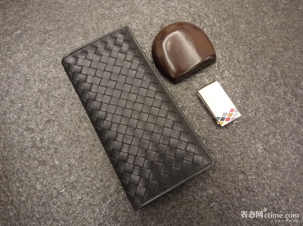 古驰钱包和路易威登钱包哪个好,gucci爱马仕