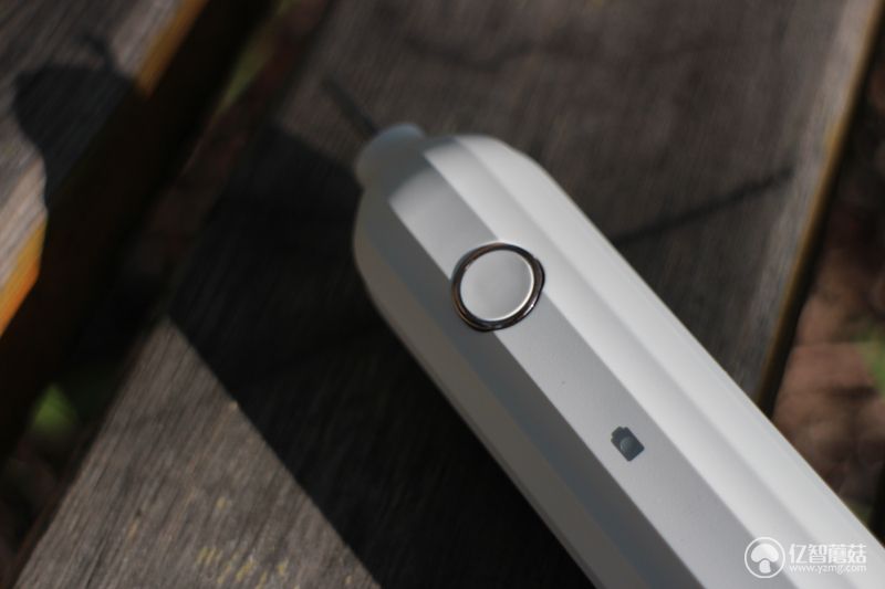 usmile声波电动牙刷如何使用,电动牙刷测评usmile智能声波