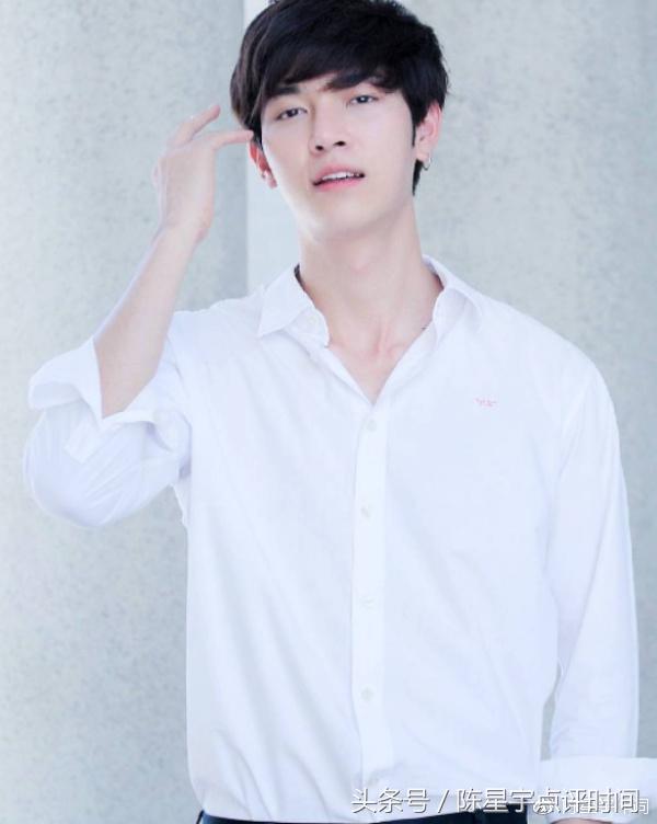 泰国时尚圈新晋宠儿神哥GxxodItthipat轻松驾驭百变造型