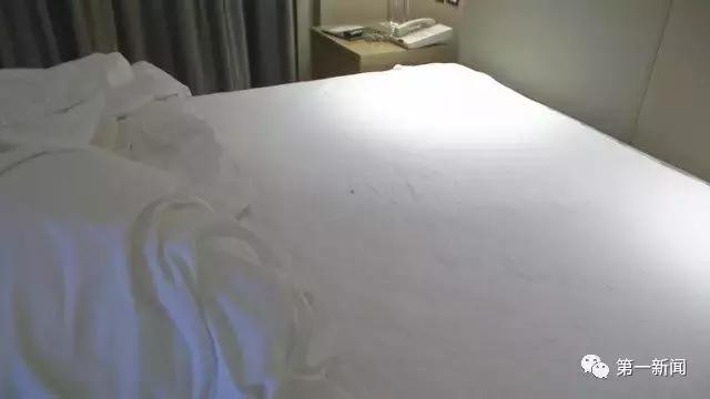 酒店床单上弄到血了要赔钱吗,田朴珺曝光住一酒店床单有血