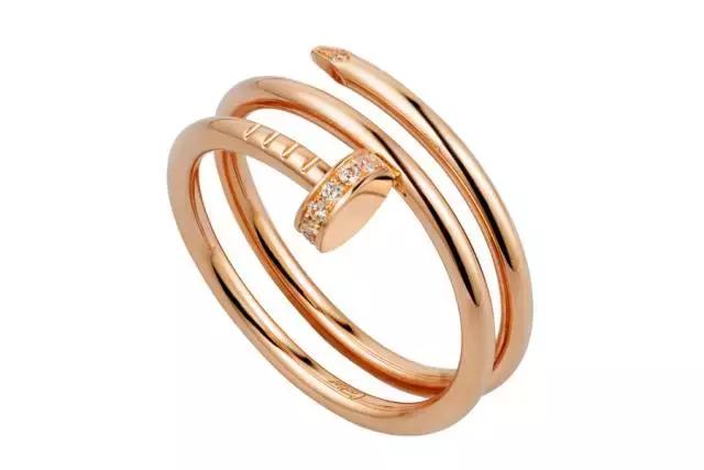 杨幂买奢侈品,杨幂唐嫣天天向上买东西