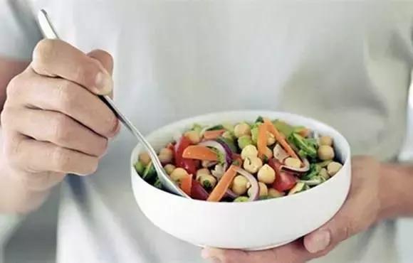 孕前期体重偏低怎么补救,孕前不控制体重一直吃会长多少斤