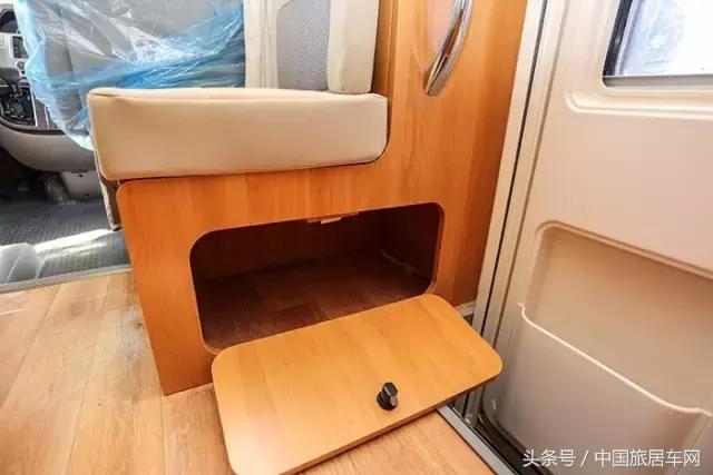 上汽大通maxusrv80型房车原厂,大通rv80b型房车原厂