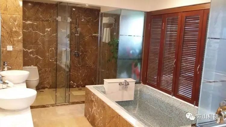 瑗挎槍鍗椾簹涓芥櫙搴﹀亣閰掑簵,鍑夊北鏄撹揣鍟嗗