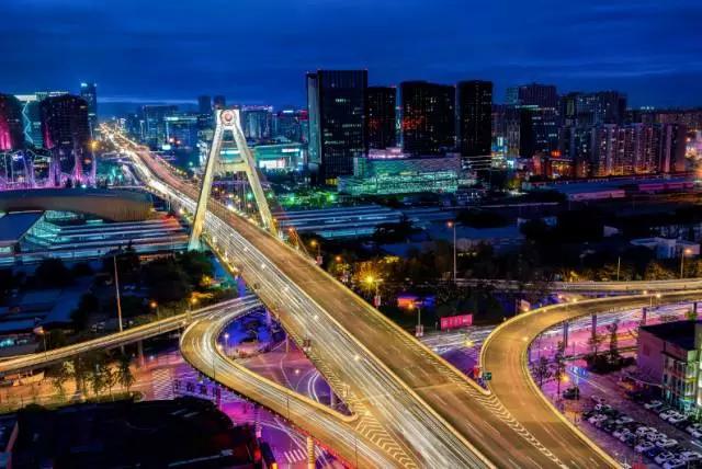 成都再登新一线榜首,成都成为全世界唯一上榜的城市