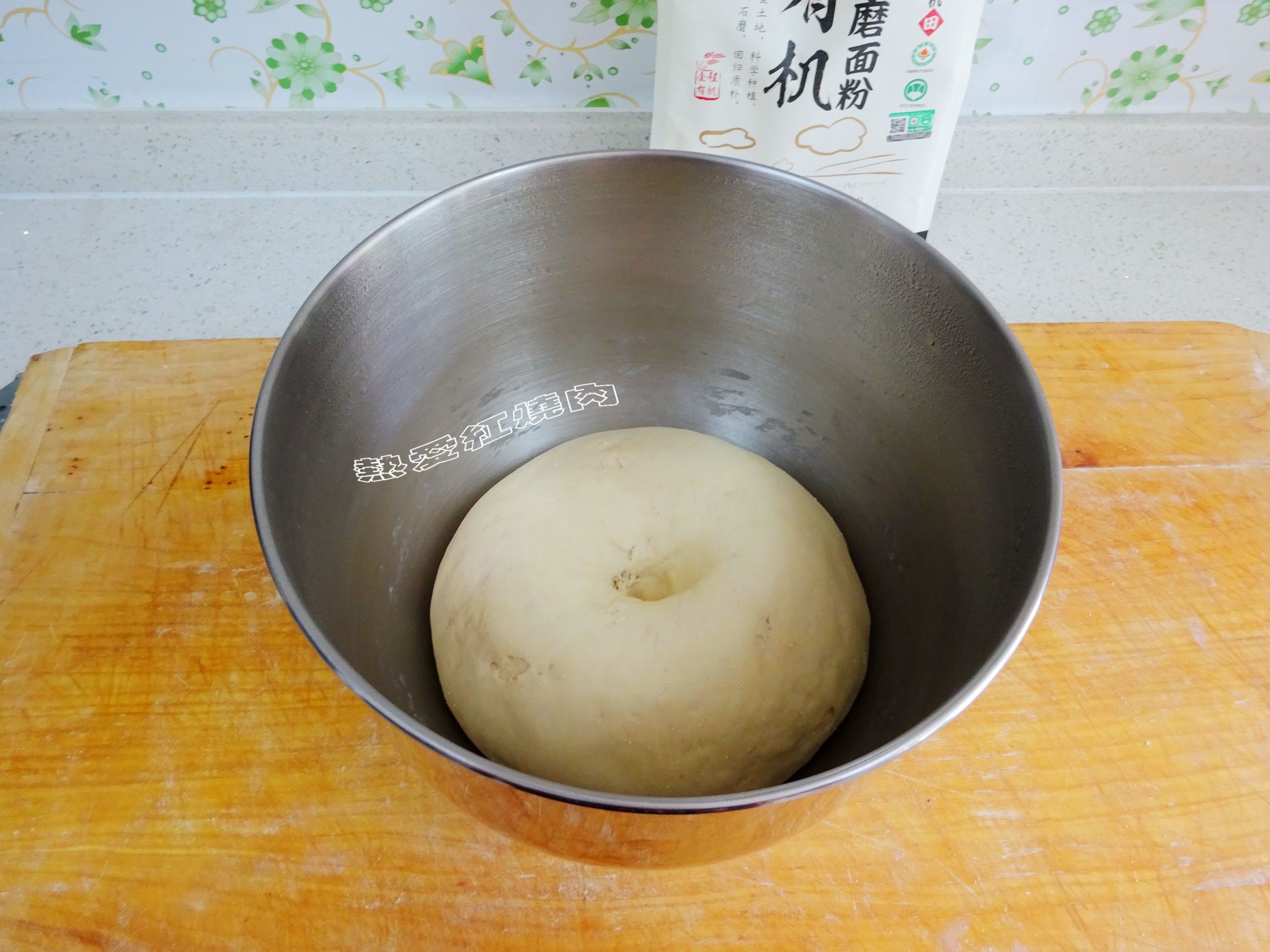 怎样做蓬松柔软的馒头,如何做出光滑松软的馒头