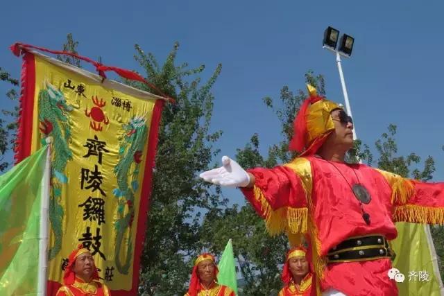 蹴鞠体育节开幕式,齐文化博物院蹴鞠表演队