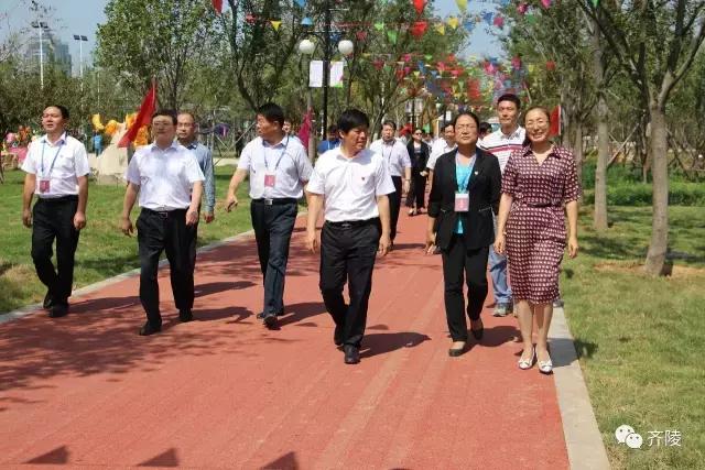 齐文化博物院蹴鞠表演队,蹴鞠展演