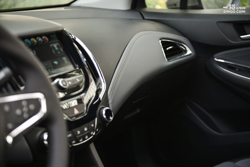 科鲁兹13年1.6t两厢掀背改装,2015款科鲁兹1.6两厢掀背