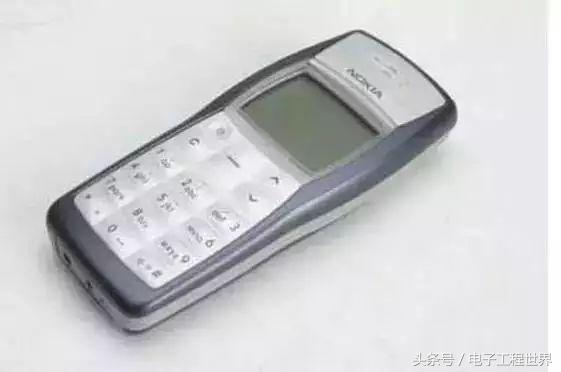 朋友圈被“10年前的手机”刷屏了！老泪纵横，都是青春和故事啊