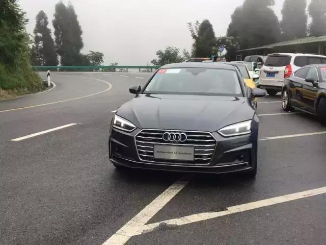 奥迪a5和a6l哪个提速快,奥迪a5和奥迪a6l哪个比较好