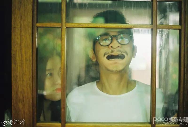 比胡霍纯洁的情侣照，怎样拍？