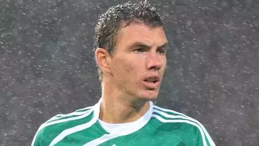 你若流泪先湿我心的下一句,你若流泪先湿我心的意思