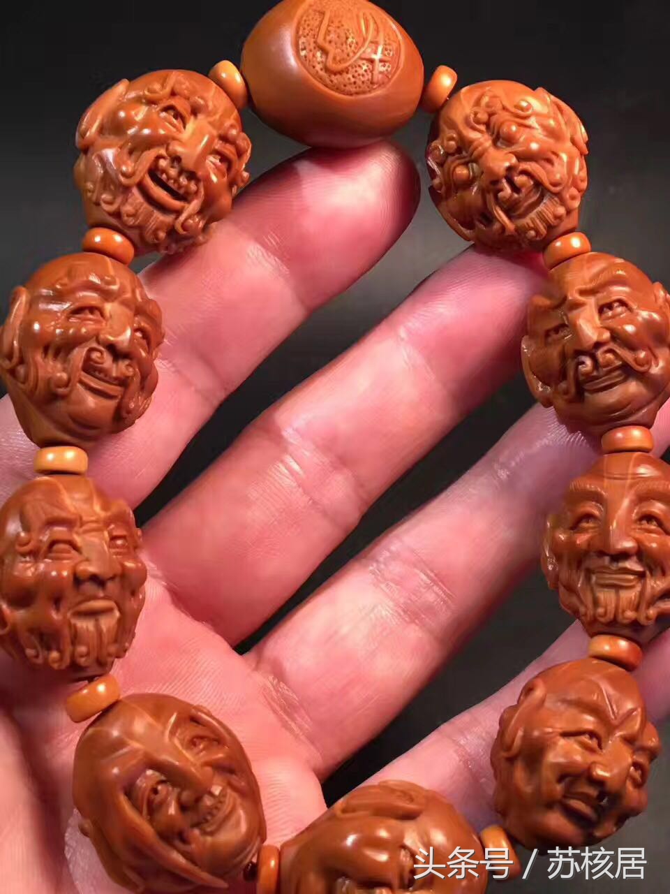 橄榄核雕刻十大名家的作品,橄榄核雕刻名家作品价格