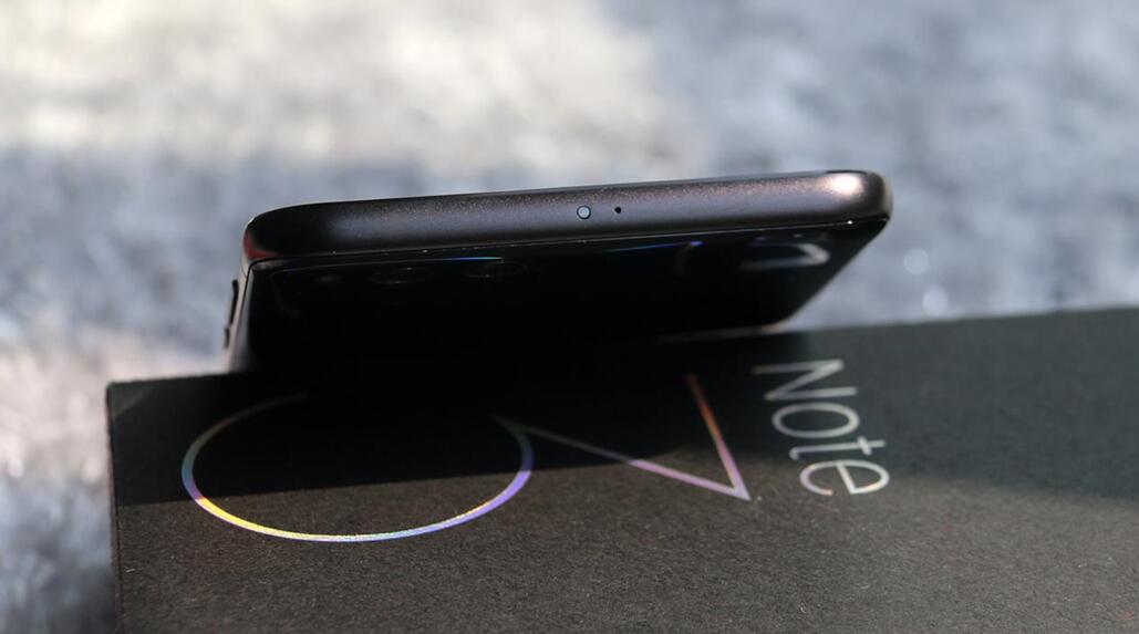 小米note3和小米6哪台更强,小米note3测评换屏幕