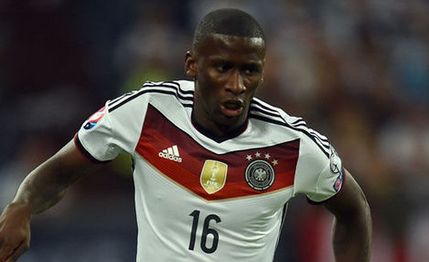 除了内马尔博格巴，这些球星的转会费也无比浮夸！