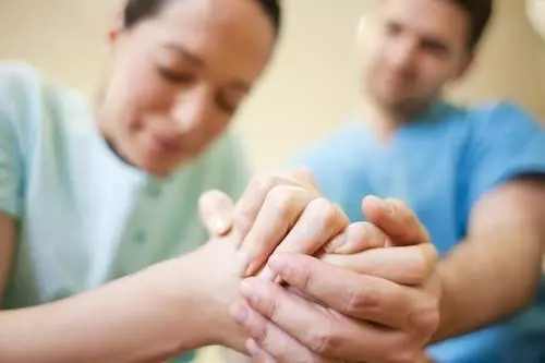 一胎剖二胎怎么剖,一胎剖二胎不能超过40周吗