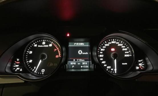 「冠贩说车」雪地胎能不能在冬天“救命”？