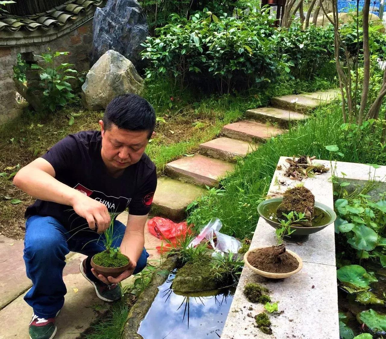 30年间从学徒到大师，46岁他隐居黄山脚下匠心造出2000㎡避世山居