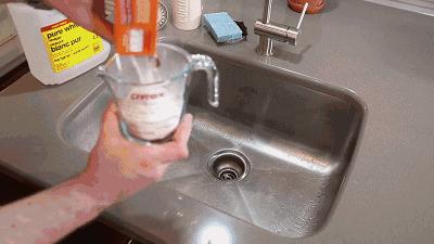 下水管堵用苏打水,下水管堵了检修口