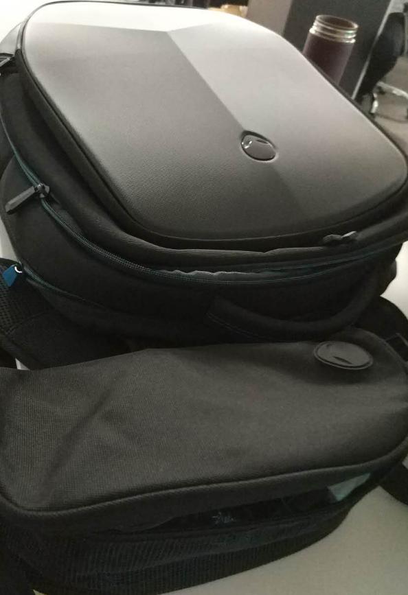 外星人笔记本电脑顶配开箱,大屏幕外星人笔记本开箱