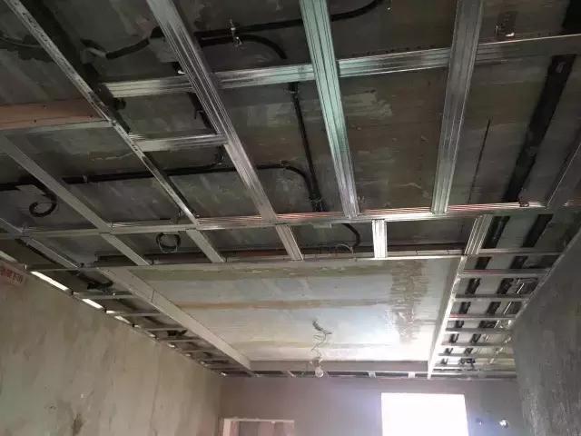 我们检测到您的内存出现问题,我们测试过100种牛奶