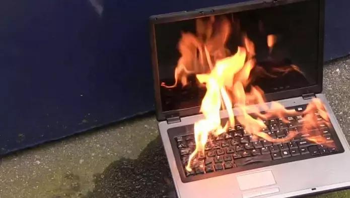 看片的时候竟然卡住了，凶手竟是这几个！教你几招轻松解决！