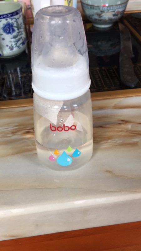 六个月宝宝吐奶的原因及解决办法,4个月的婴儿经常吐奶是什么原因