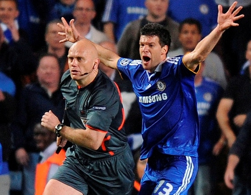 足球竞彩失败悲情时刻,足球史上最悲情的10大瞬间