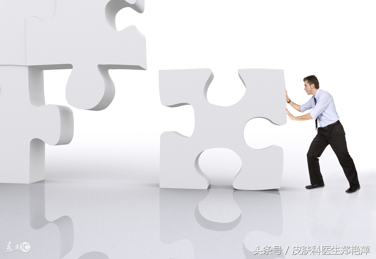 如果你的皮肤黑有斑,小孩嘴角白斑最初的症状有哪些