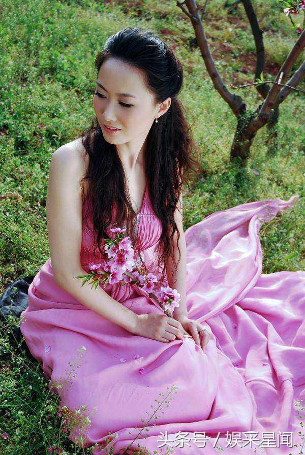 《桃园春色》作吟诗：大诗人滕远渊，千古名流之作