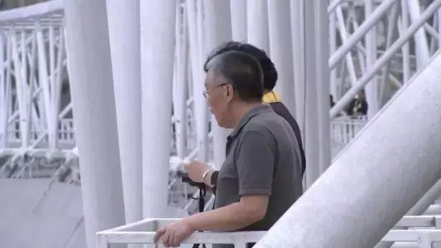 中国天眼fast天眼,放弃300倍高薪回国的人