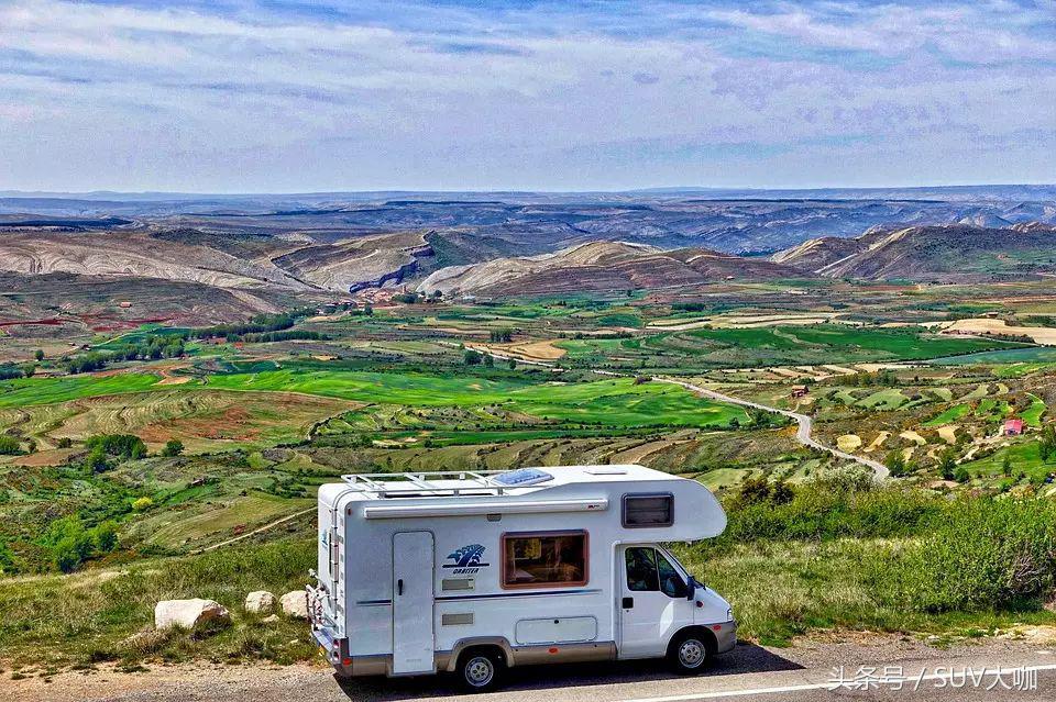 20万买suv新车还是买二手车,20万买suv还是轿车