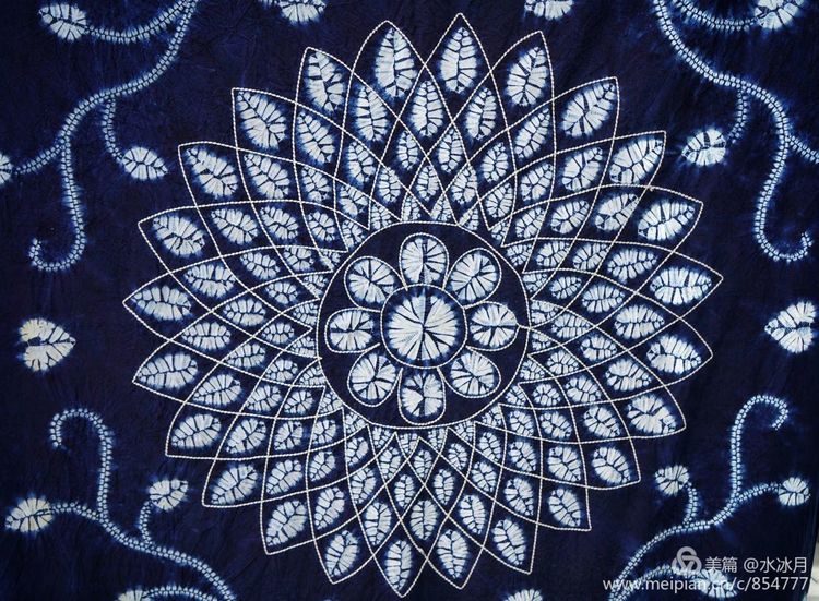 有一种蓝叫青花蓝,有一种颜色叫中国红