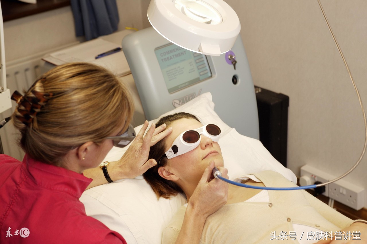 酒渣鼻玫瑰痤疮是怎么引起的,玫瑰痤疮会变成酒渣鼻吗