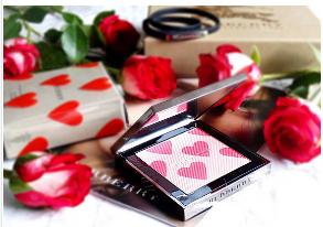 迷倒少女，彩妆会比心萌到犯规