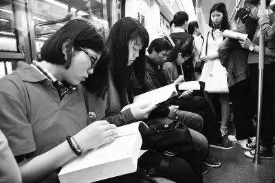 什么样的人适合买阅读器,喜欢用kindle的人