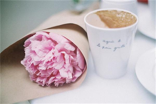 女性排卵期身体的表现症状有哪些,女性排卵期有哪些症状表现