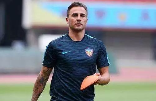 中国足坛近一周发生的事情,一个周末打两场球