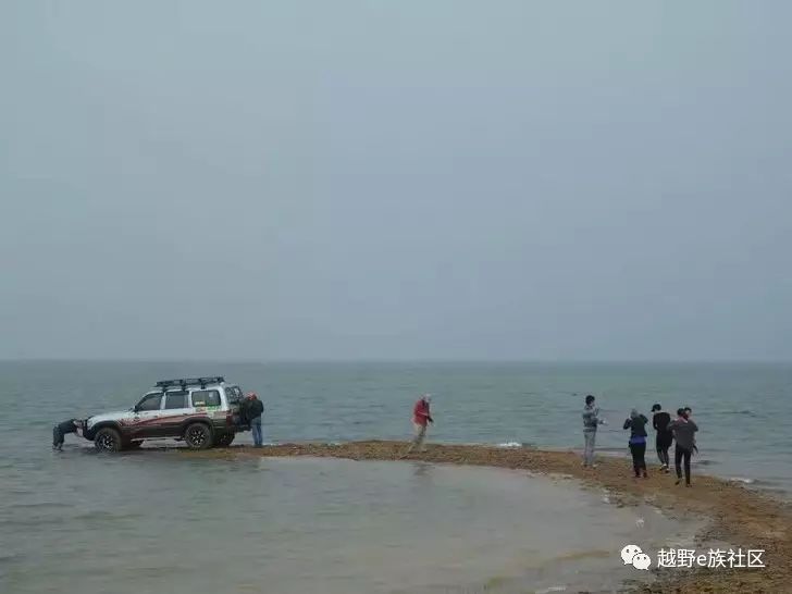 露营联谊活动,碧溪古镇露营搭帐篷