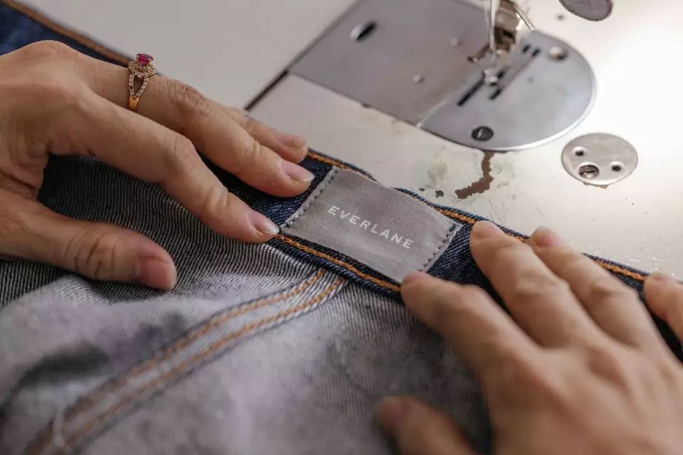 教你如何购买牛仔裤,成本100块的牛仔裤